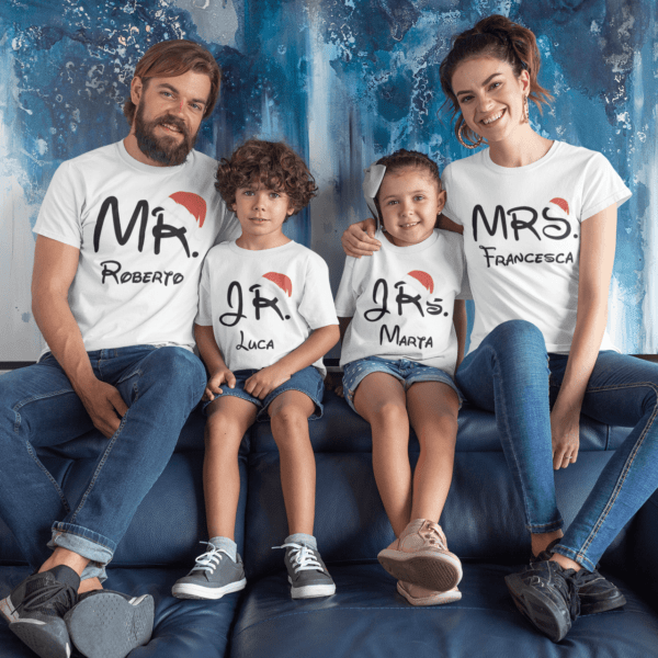 set di t-shirt natalizie personalizzate con nome per mamma, papà e figli
